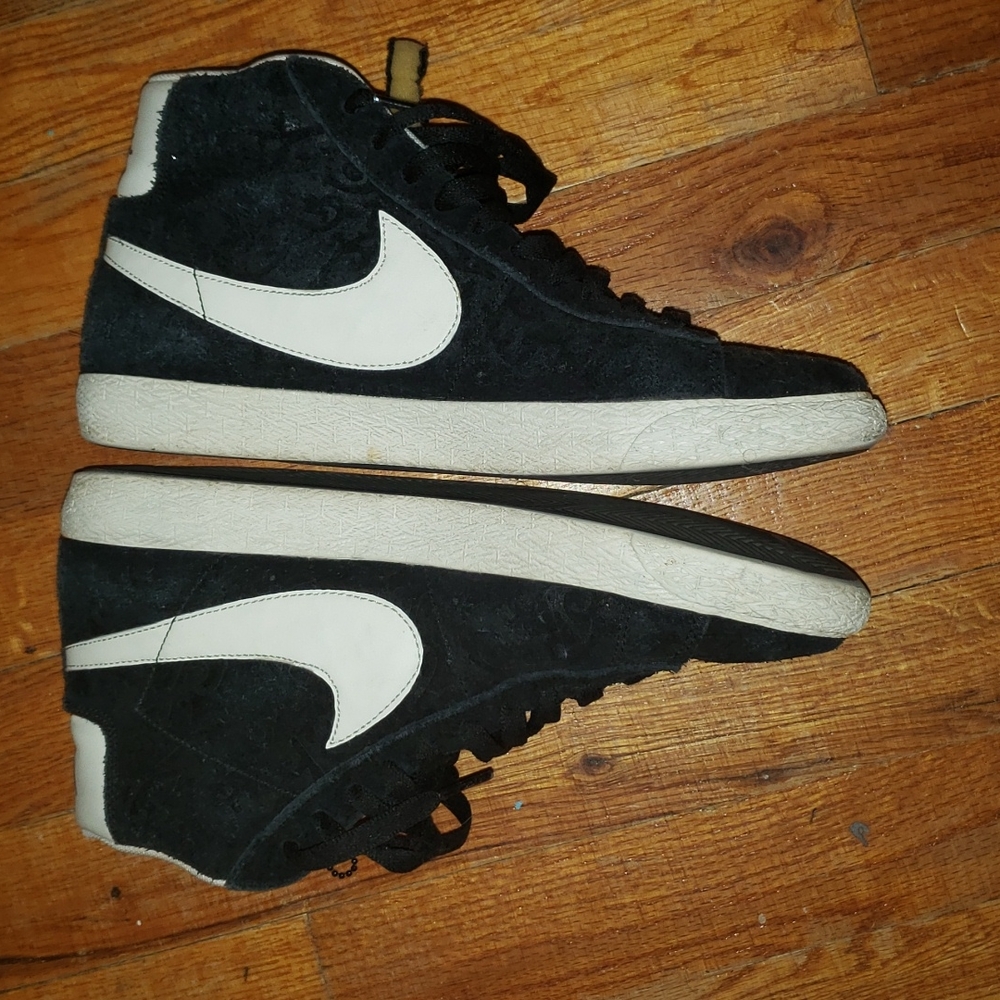 Nike sneakers - Picture 3 of 8